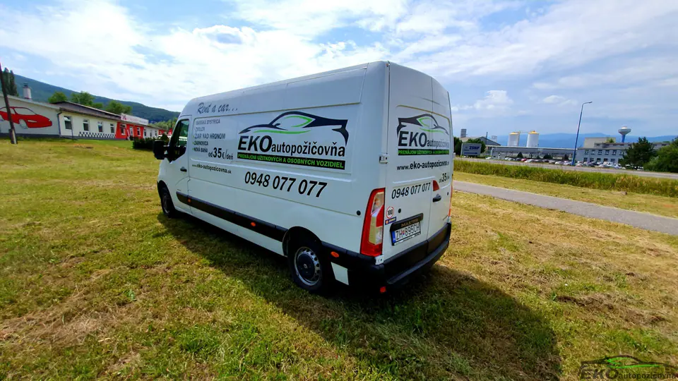 Renault Master Furgon L3H2 2011, fotografia 2