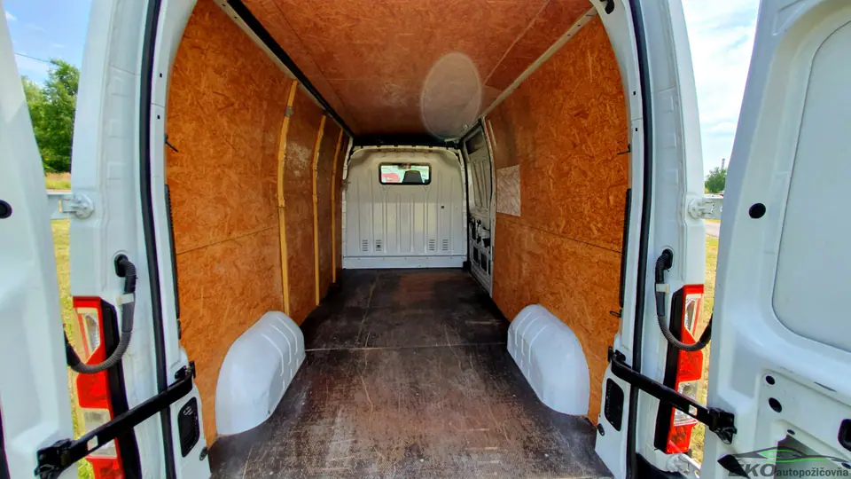 Renault Master Furgon L3H2 2011, fotografia 7