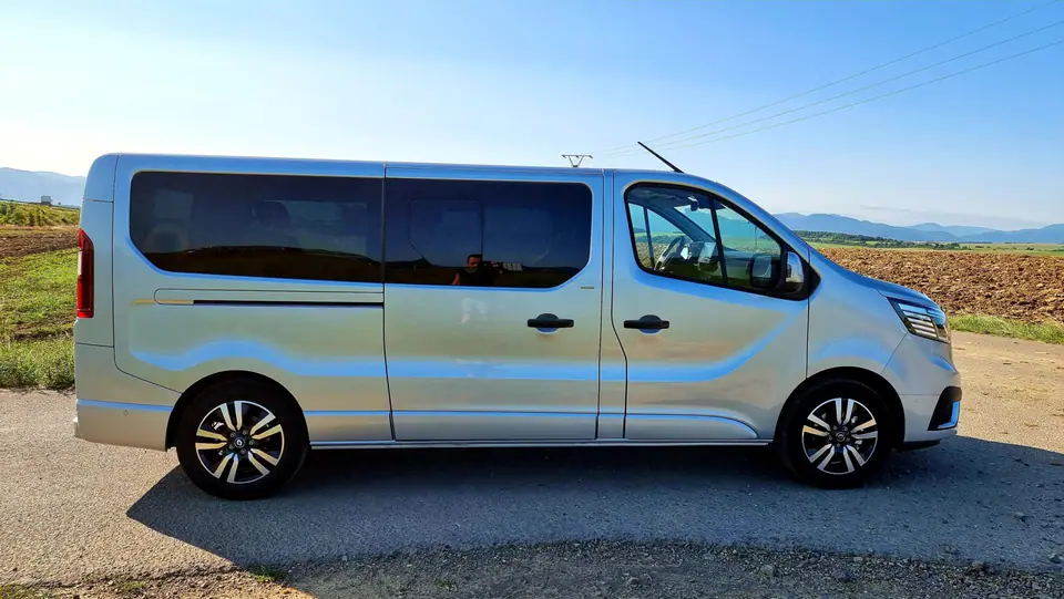 Renault Trafic Spaceclass 2021, fotografia 3