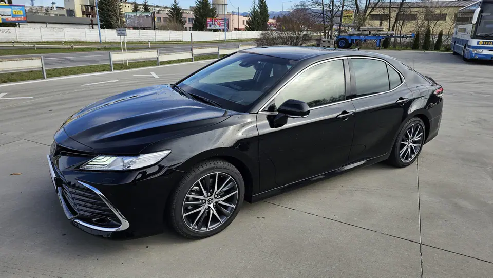 Toyota Camry 2023