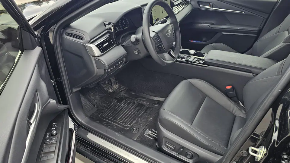 Toyota Camry 2026, fotografia 5
