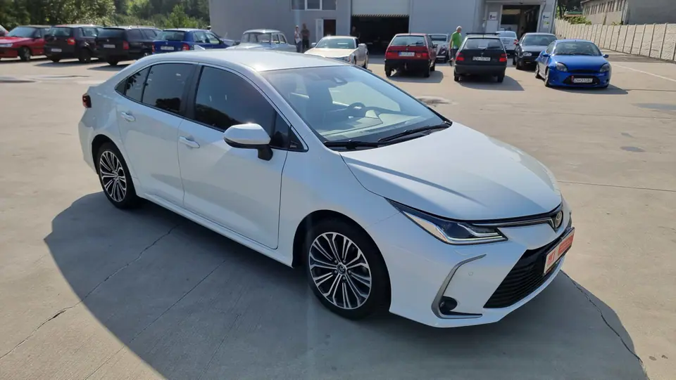 Toyota Corolla Sedan 2022, fotografia 4