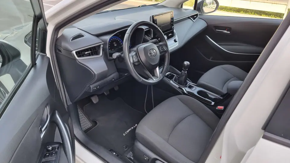 Toyota Corolla Sedan 2022, fotografia 5