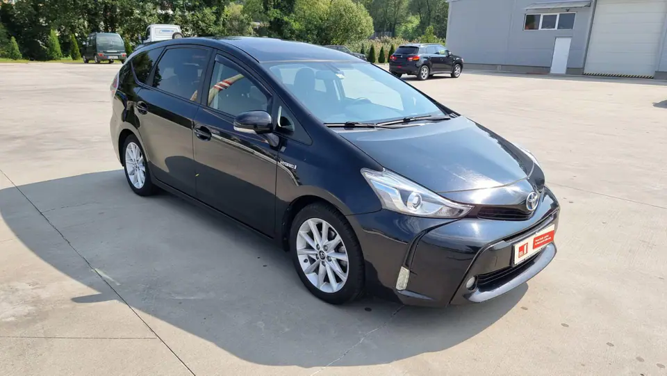 Toyota Prius Plus 2017, fotografia 4